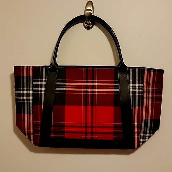 NEW Victoria's Secret Limited Edition 2020 Red Plaid Holiday Tote Bag - Picture 9 of 12